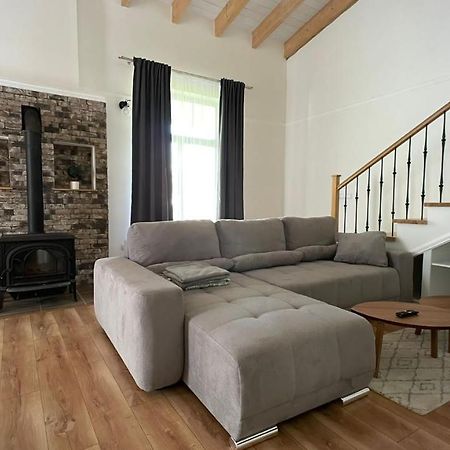 הוילה Liptovský Mikuláš Apartmanovy Dom S Virivkou, Pod Secnom, Liptovsky Jan מראה חיצוני תמונה
