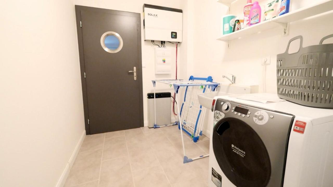 הוילה Liptovský Mikuláš Apartmanovy Dom S Virivkou, Pod Secnom, Liptovsky Jan מראה חיצוני תמונה